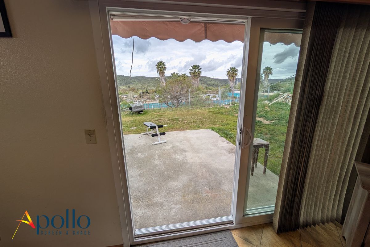 Long Pull Retractable Screen- Santee_ CA 19.jpg